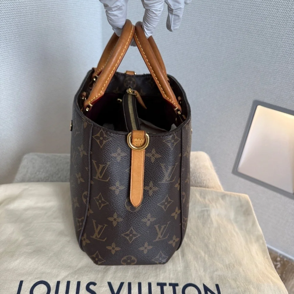 LOUIS VUITTON MONOGRAM MONTAIGNE BB CROSS BODY HANDBAG